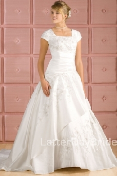 Modest Wedding Dresses Lancaster Pa For Inspiration Found On Pintrest Beccar At Posh Bridal Lancaster Janell Berte